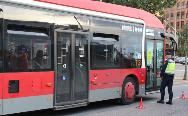 Detenido por agredir a un conductor de autobús para robarle en Valencia