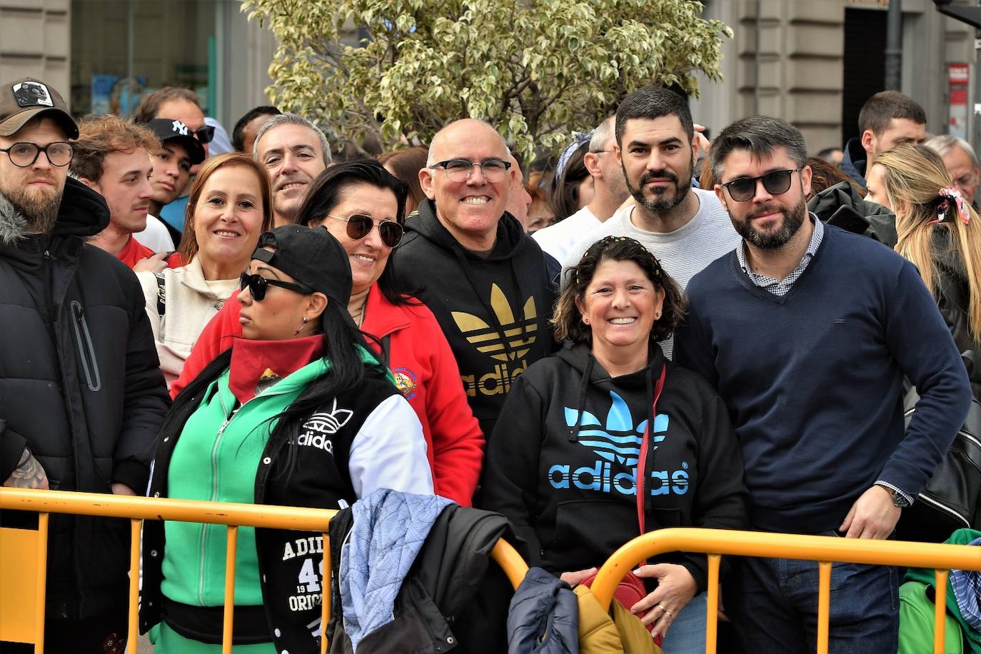 Fotos: Primera mascletà de las Fallas 2023