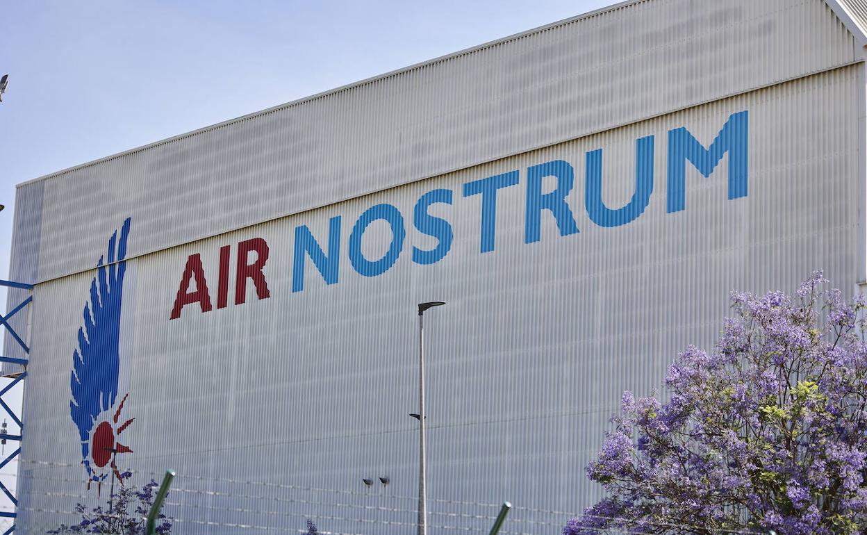 Fachada de la sede de Air Nostrum en Quart de Poblet. 