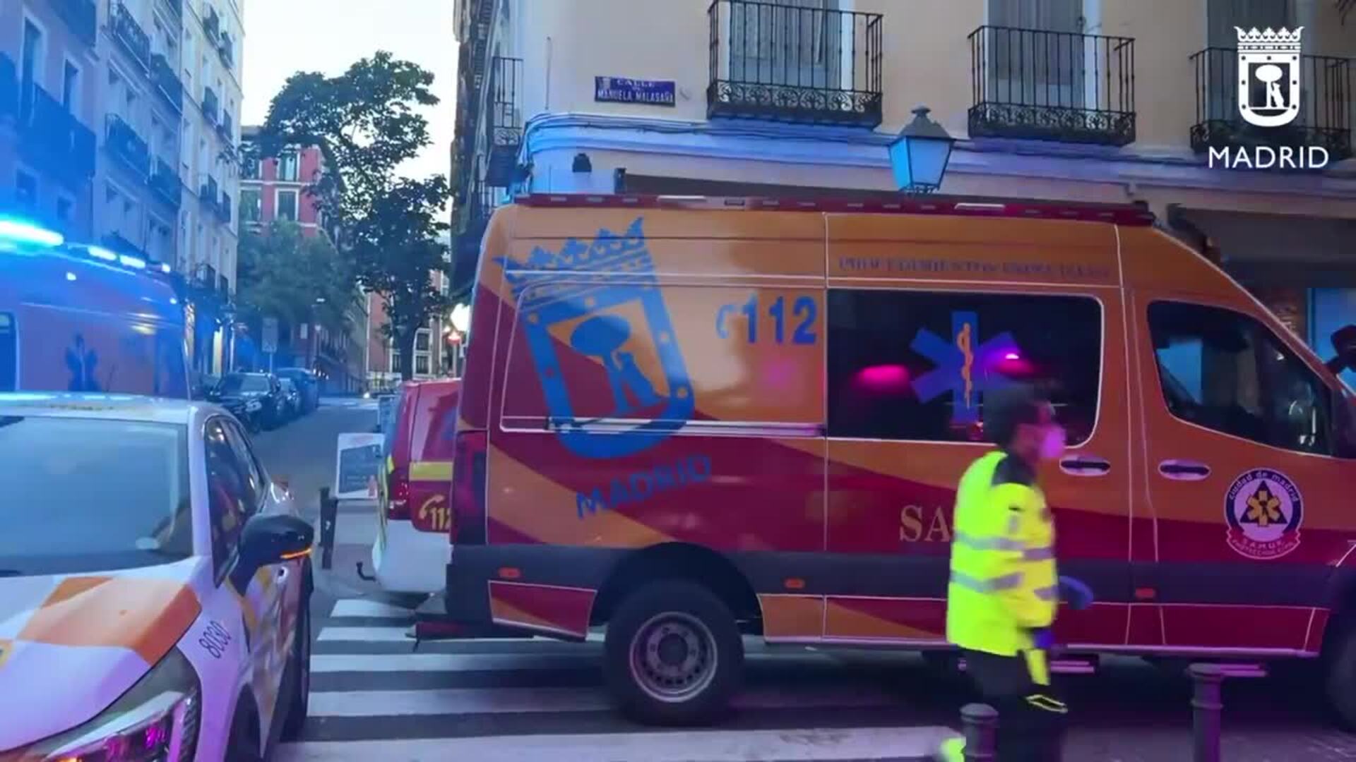 Un incendio en un restaurante del centro de Madrid afecta a varias personas por el humo