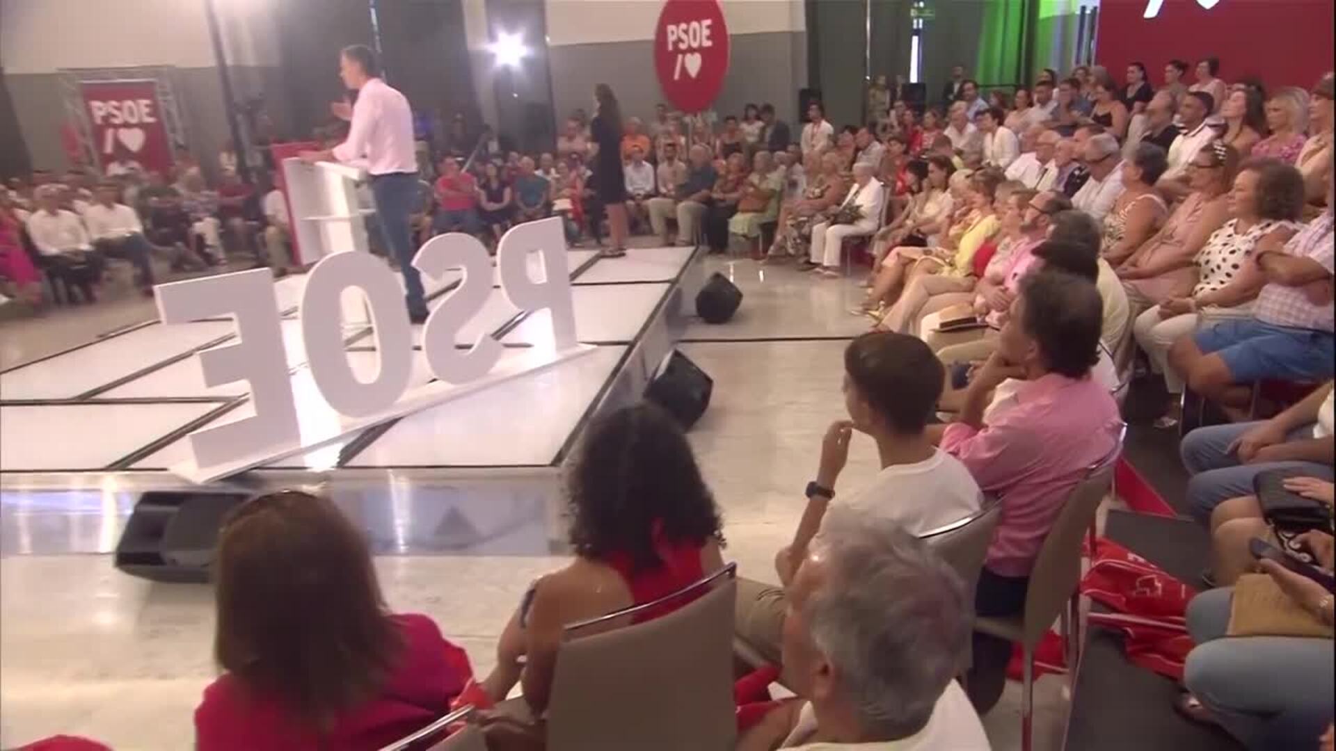 Sánchez, sobre Rubiales: "No puede aspirar a representar a España con actitudes que abochornan"