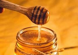 Un tarro de miel en una imagen de archivo.