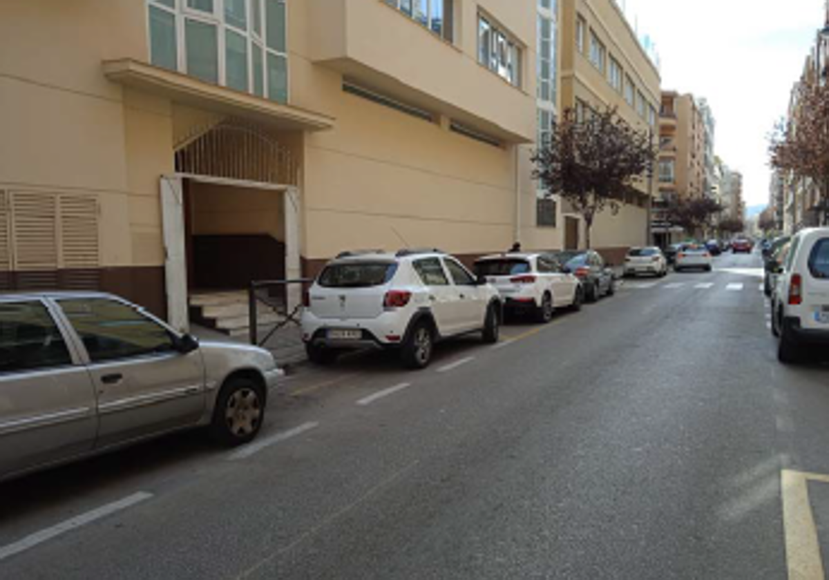 Gandia mejora el acceso al colegio Escolapias por la calle Ferrocarril de Alcoy