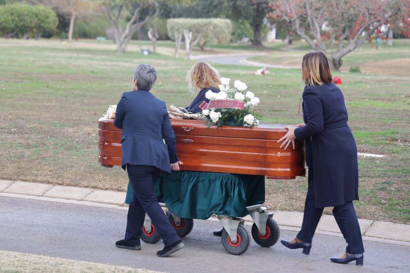 El funeral de Paco Arévalo, en imágenes