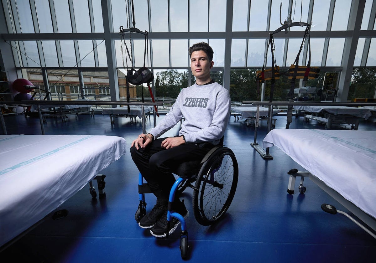 Carlos Tatay, en el Hospital Nacional de Parapléjicos de Toledo.