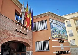 Ayuntamiento de Serra.