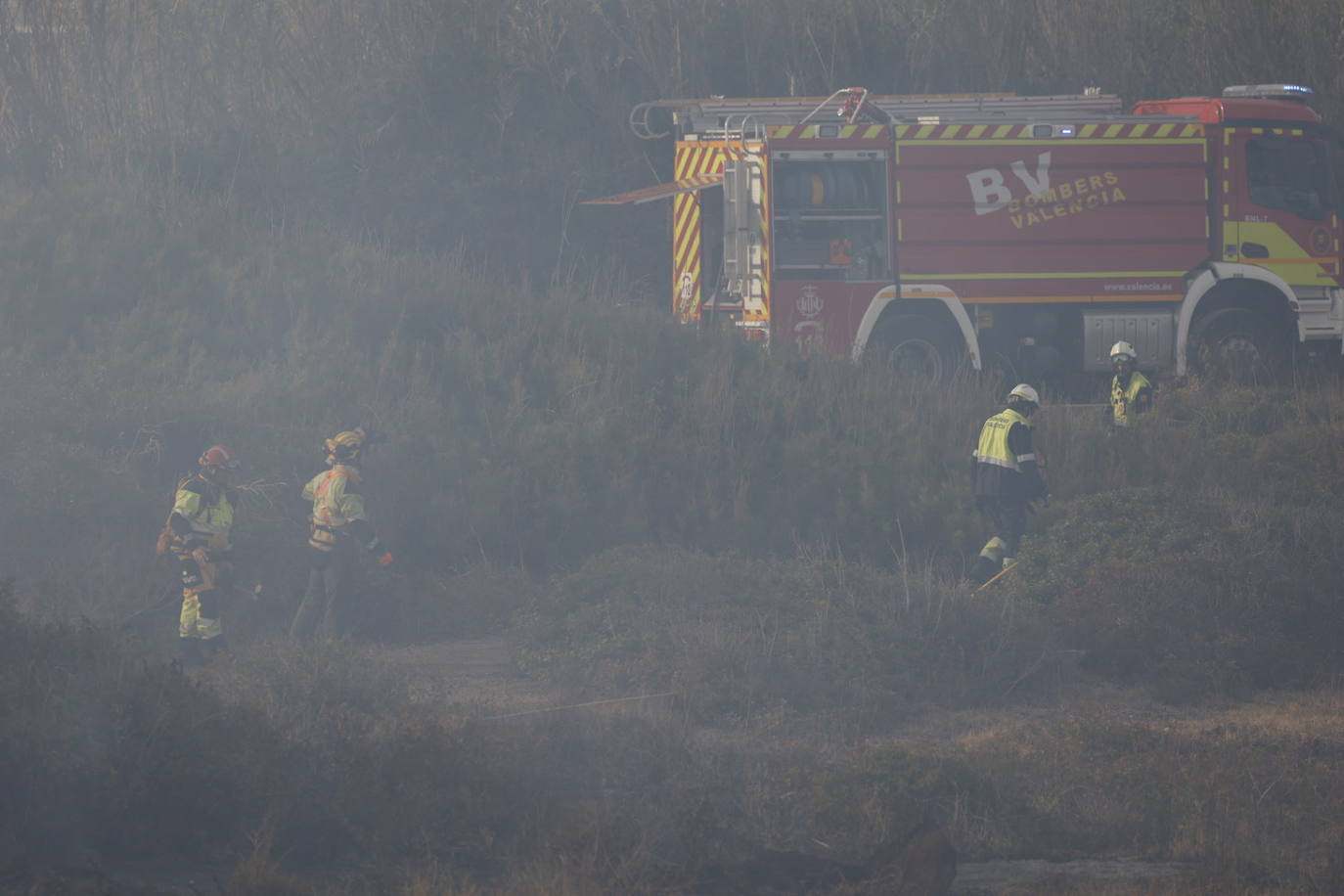 Incendio entre el Saler y Pinedo