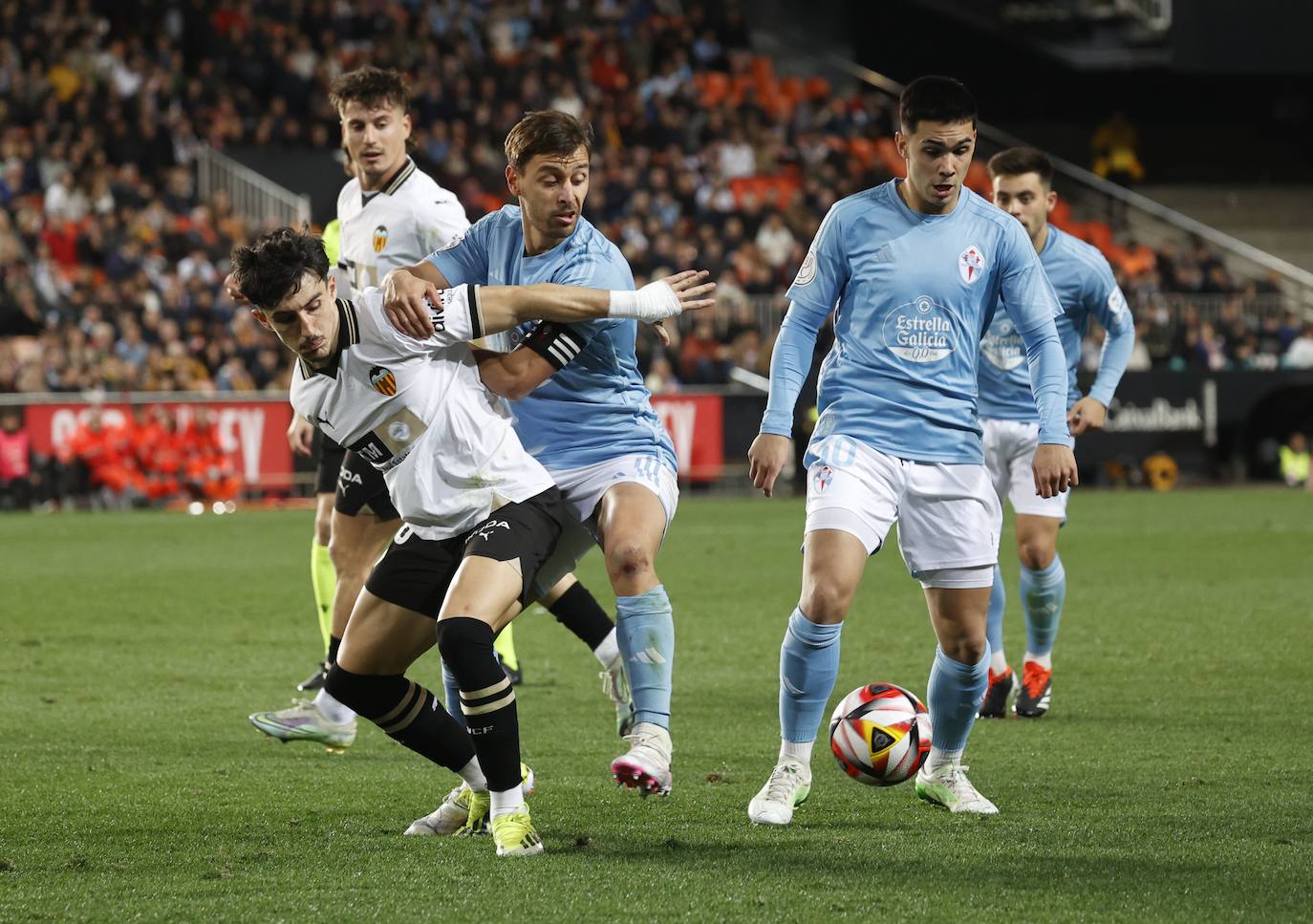 Las mejores imágenes del Valencia CF - RC Celta de Copa del Rey