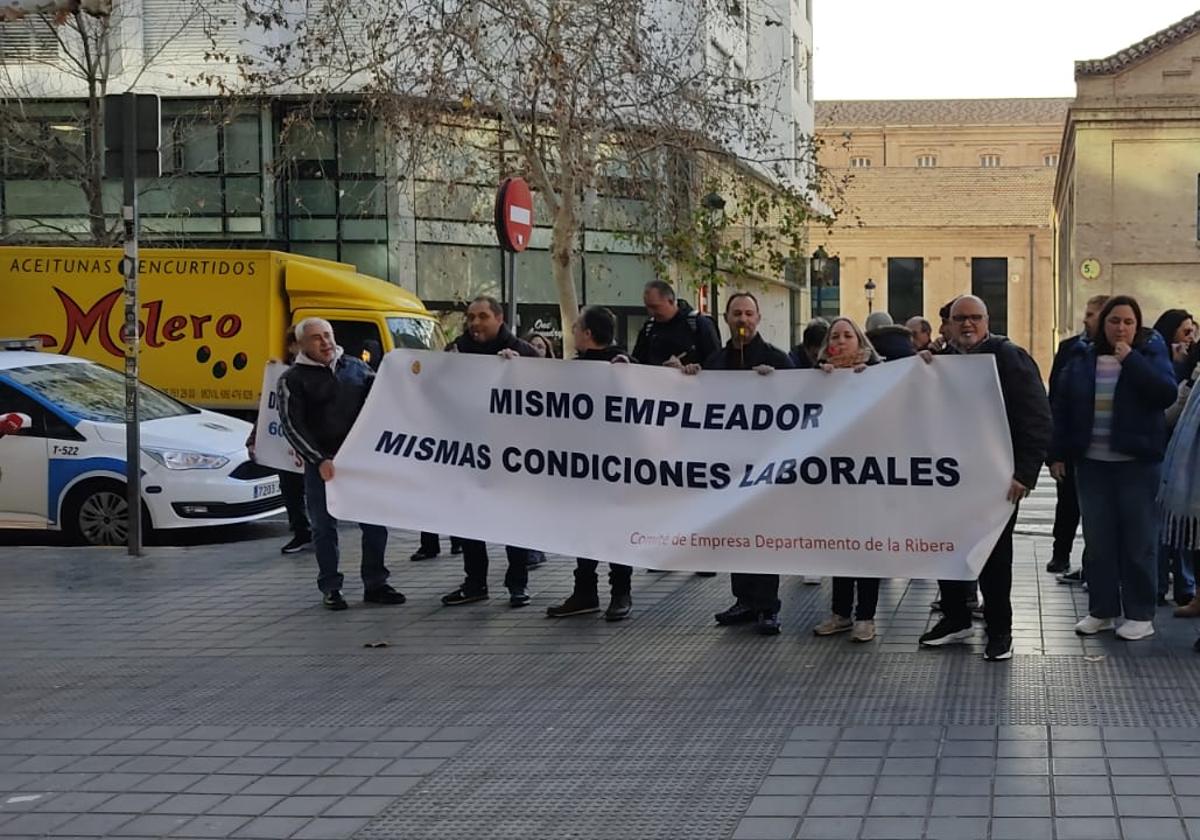 Protesta ante la conselleria.