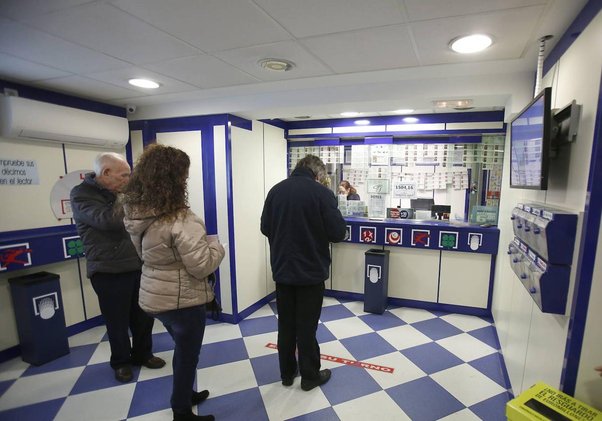 Jugadores de La Bonoloto, imagen de archivo.