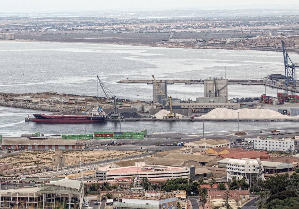 Puerto de Alicante. Imagen de archivo.