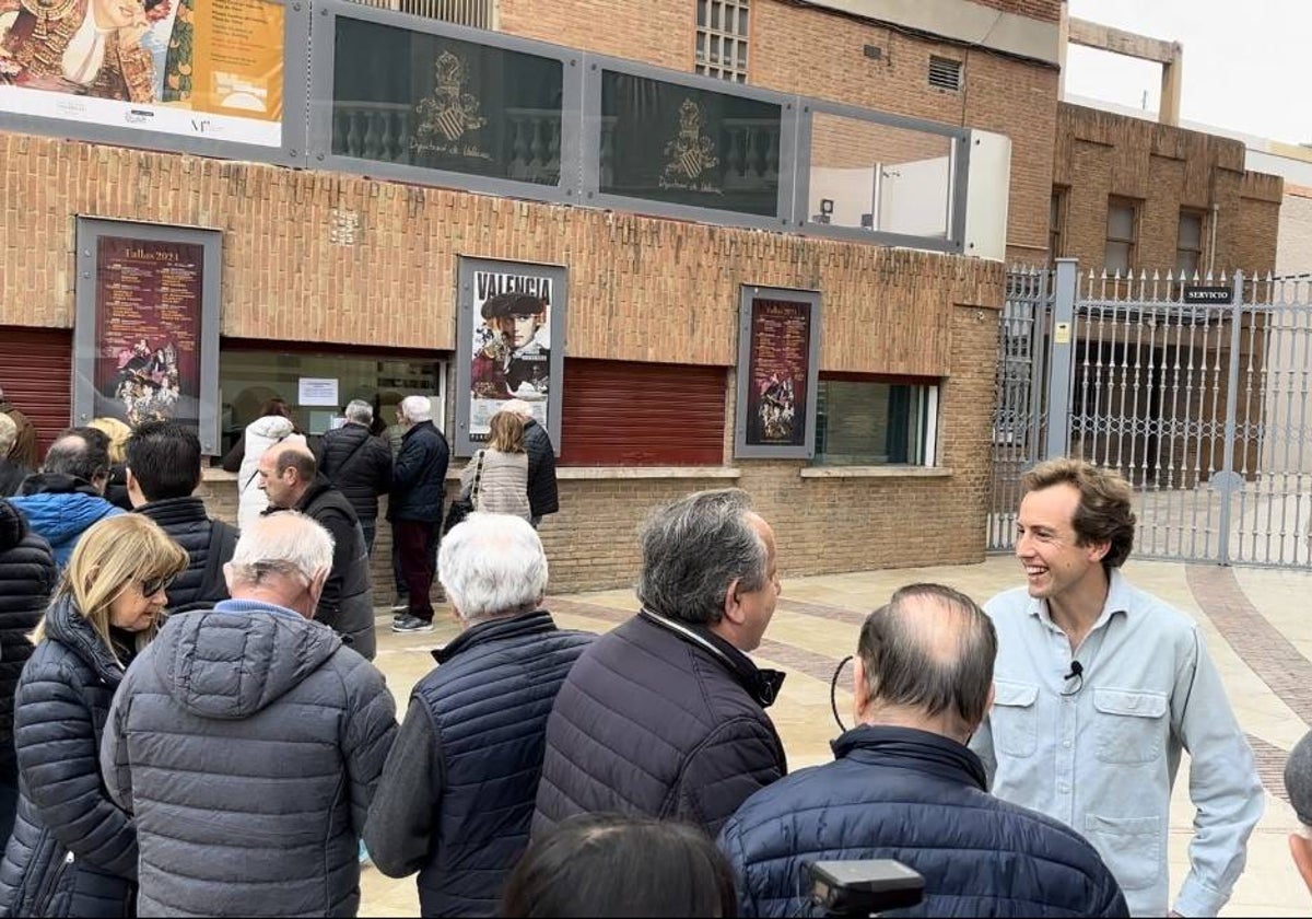 El torero Román, en la Plaza de Toros de Valencia, donde fue taquillero en la renovación de abonos.