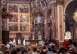 Un momento de la misa de la Asunción en la catedral.