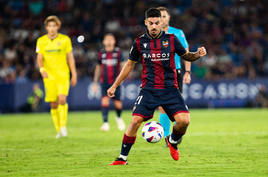 Sergio Lozano, durante un partido con el Levante.