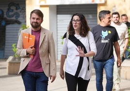 Alberto Ibáñez y Aitana Mas, portavoces de Iniciativa.