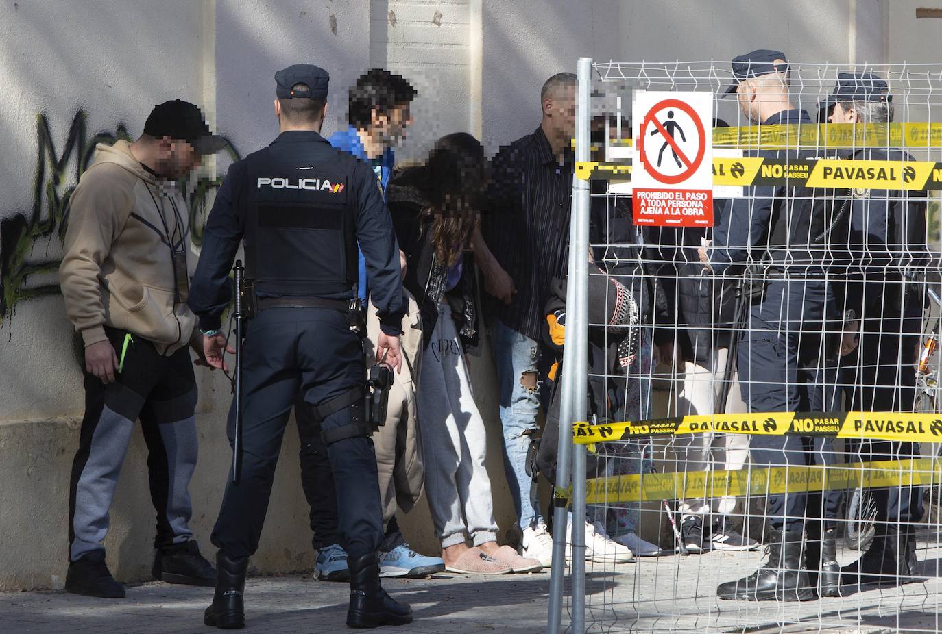 La cara y la cruz del barrio de la Malvarrosa en Valencia