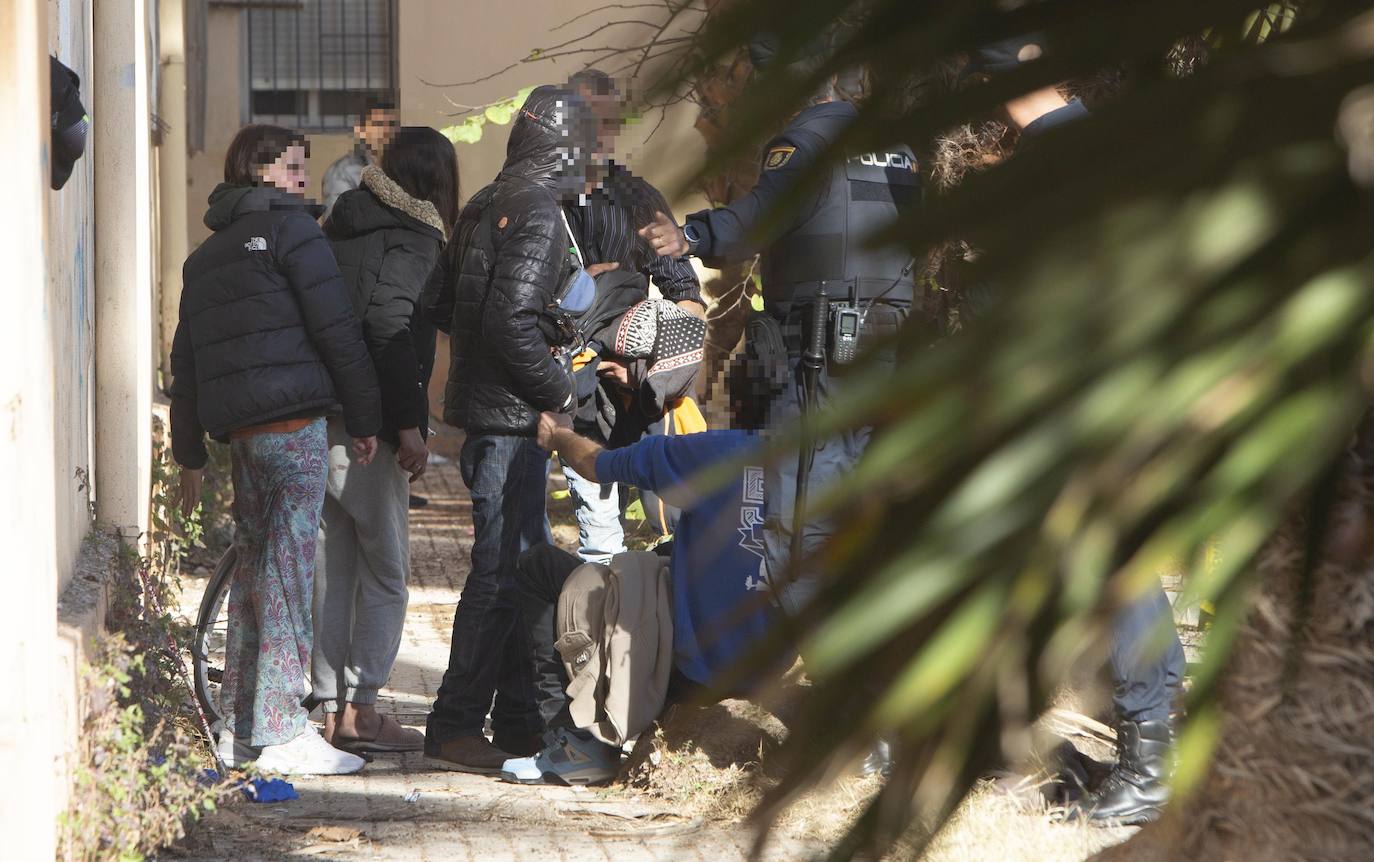 La cara y la cruz del barrio de la Malvarrosa en Valencia