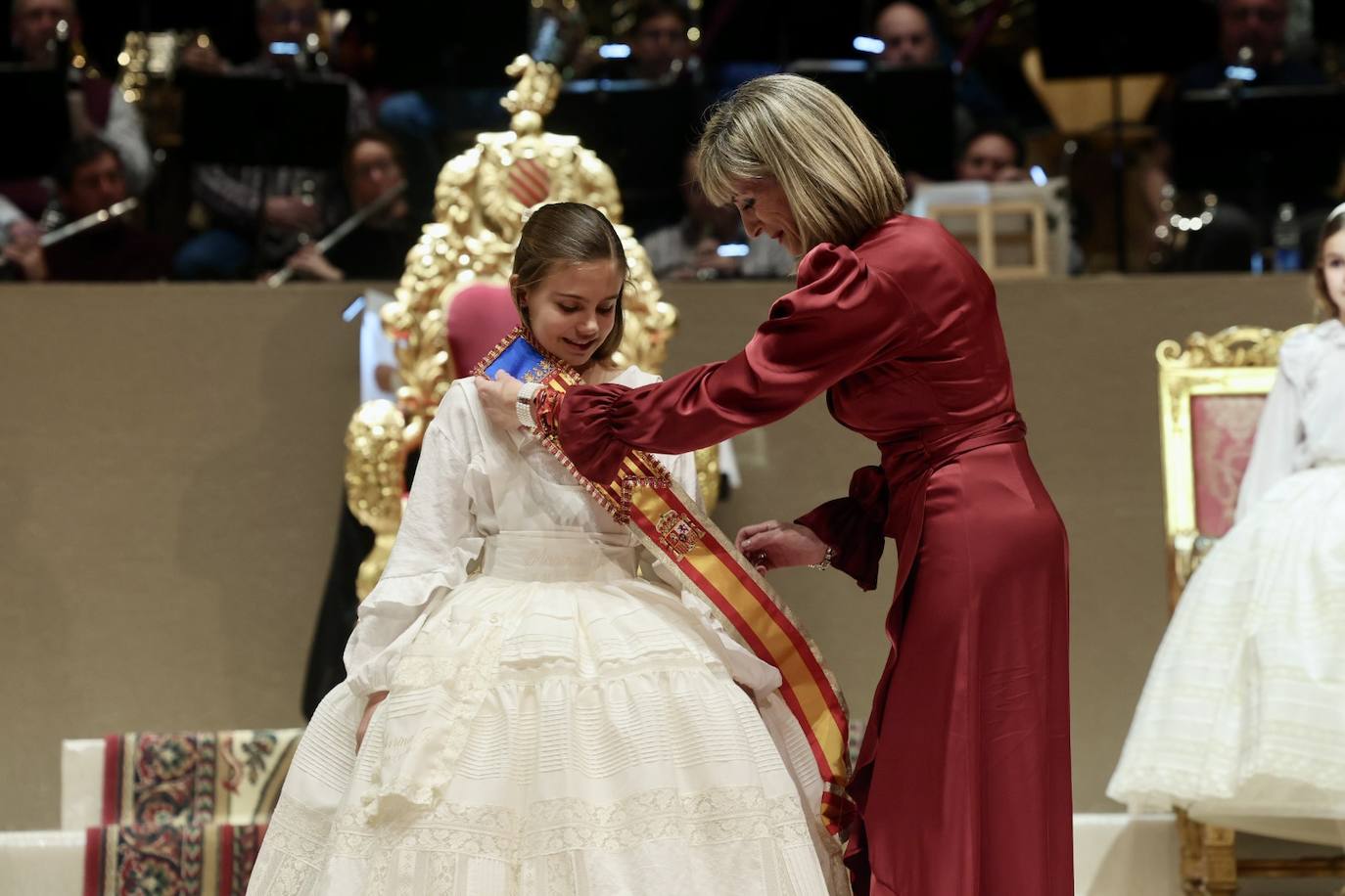 Ensayo de la exaltación de las falleras mayores de Valencia