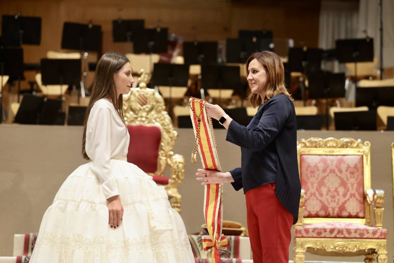 Ensayo de la exaltación de las falleras mayores de Valencia