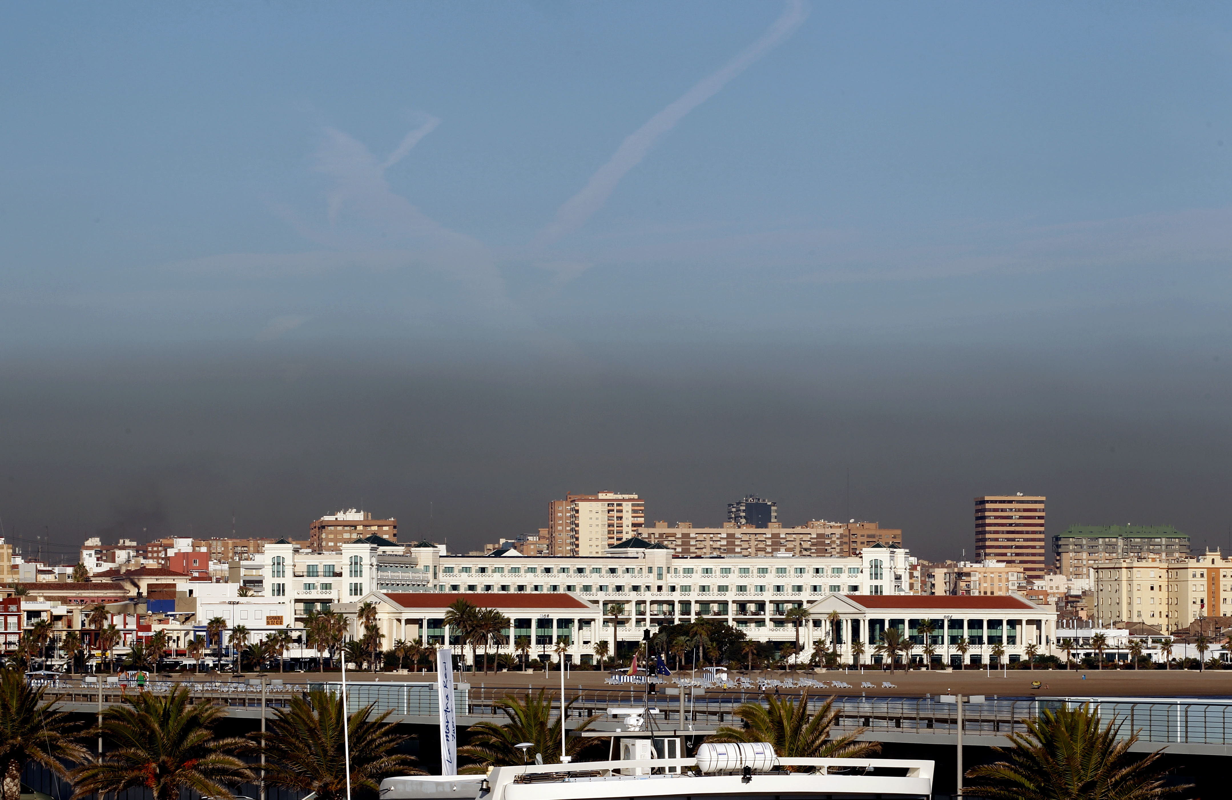 'Boina' de contaminación en Valencia, en una imagen de archivo.