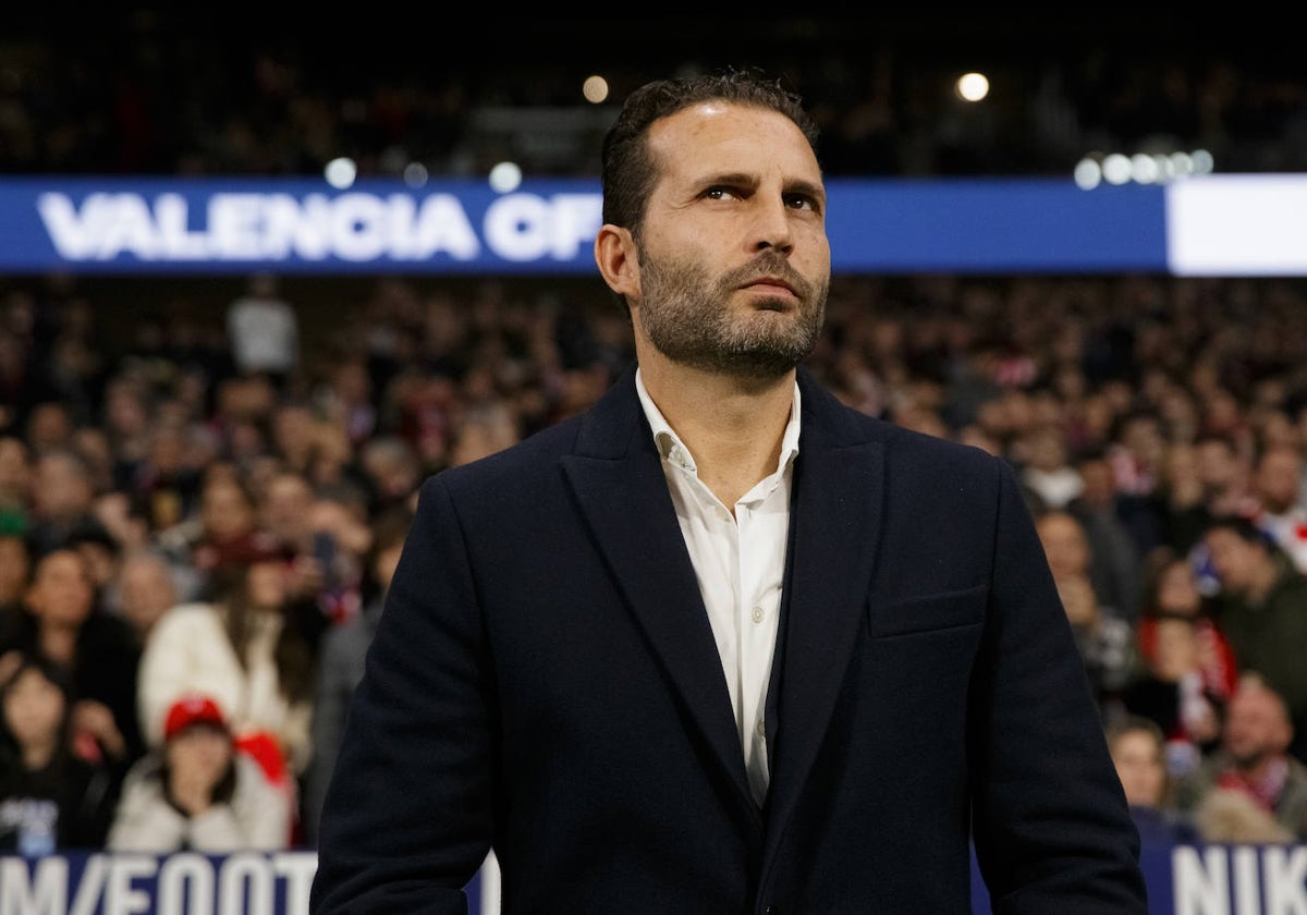 Rubén Baraja, durante el encuentro del Valencia en el Civitas Metropolitano.