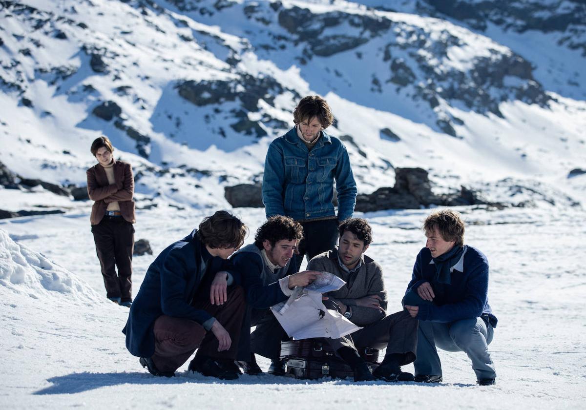 Fotograma de 'La sociedad de la nieve', de J.A. Bayona.