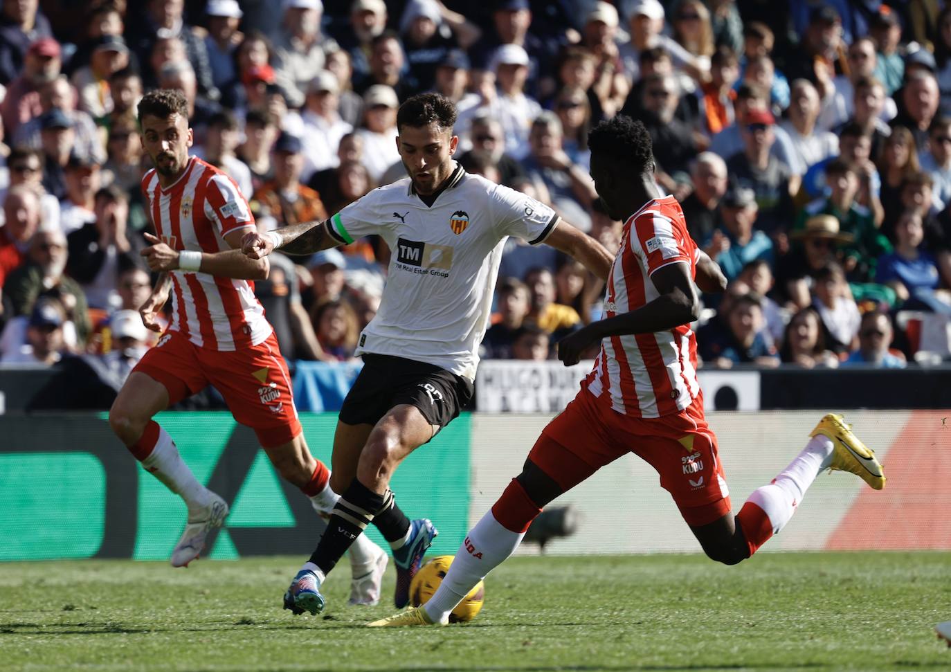 Las mejores imágenes del partido Valencia CF - Almería