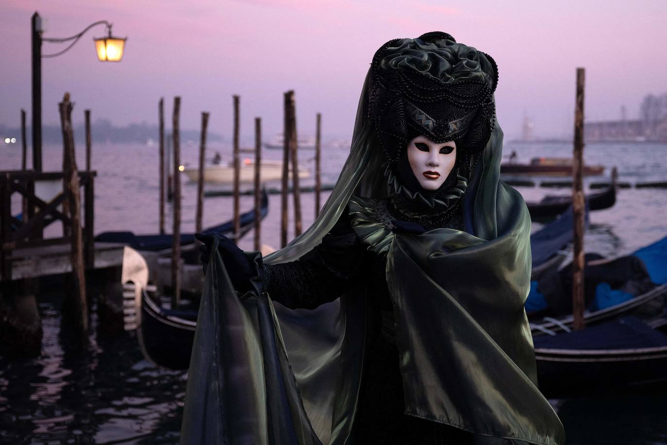 Noche de máscaras en Venecia