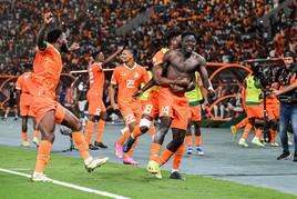 Costa de Marfil en la celebración del pase a las semifinales del torneo africano.
