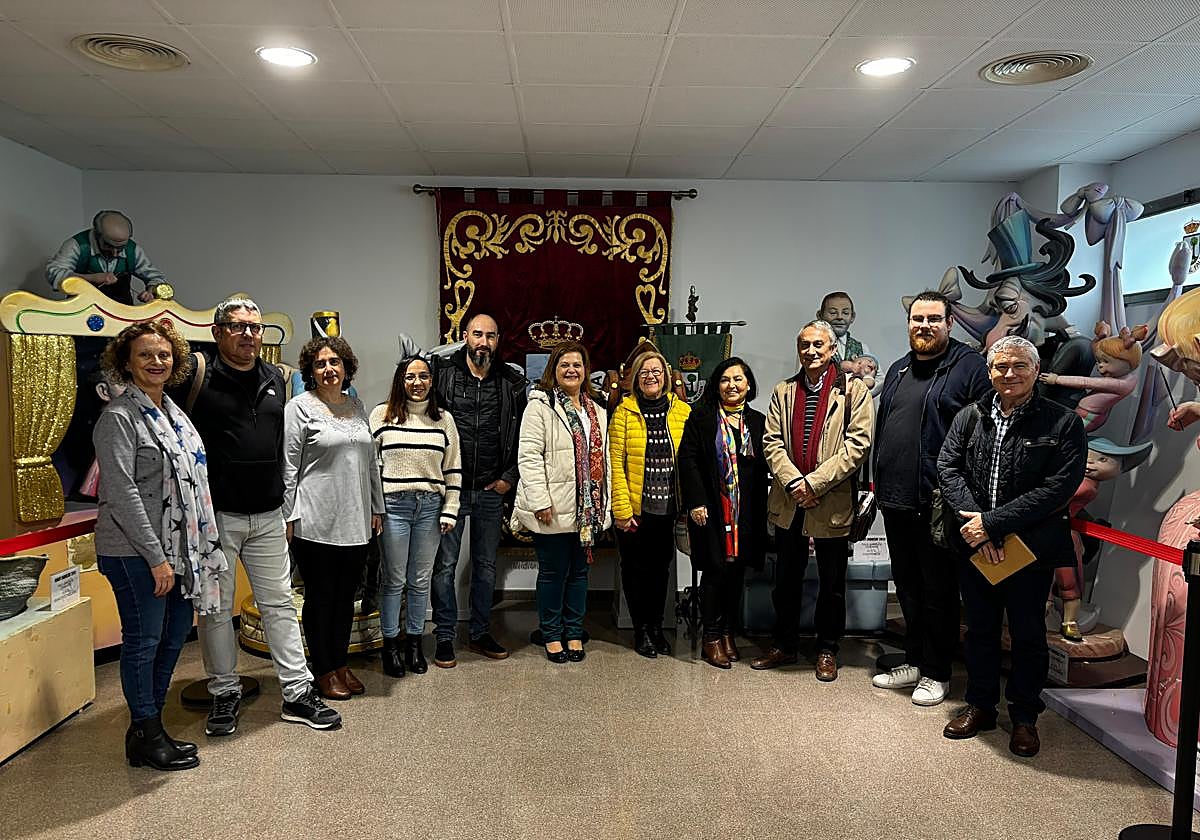 Reunión para incluir a Sueca en la red de museos falleros.