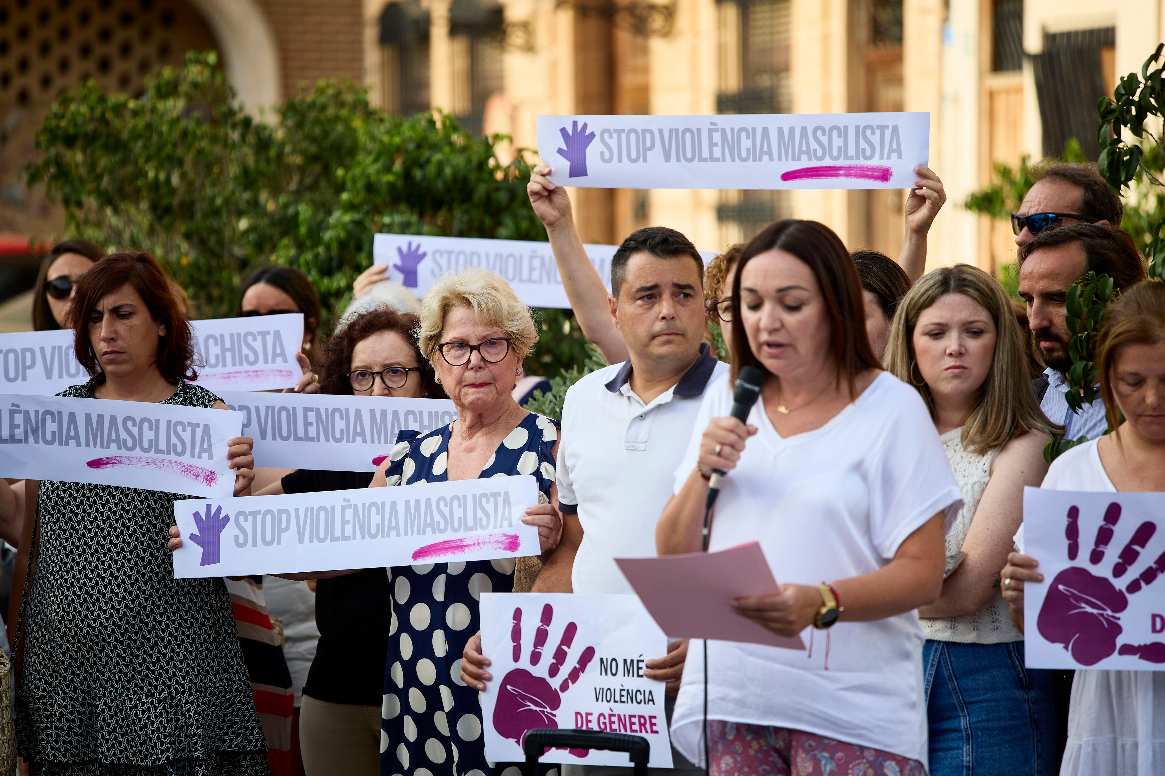 Minuto de silencior por una de las víctimas.