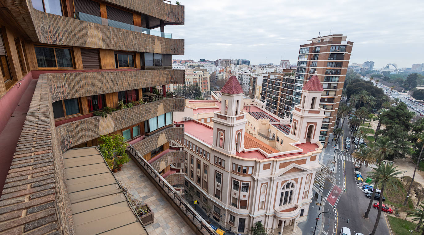 Los apellidos vinculados a la Pagoda, el emblemático edificio frente al cauce