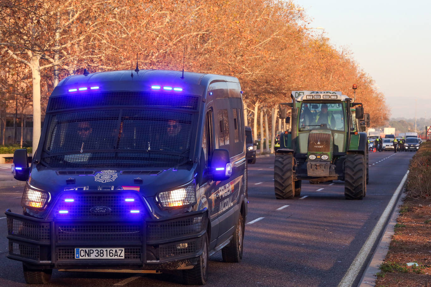 Fotos de la tractorada en Valencia y el resto de España