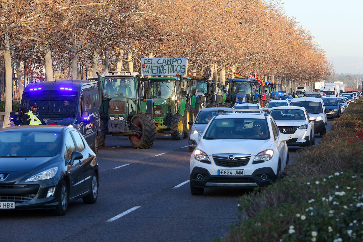 Fotos de la tractorada en Valencia y el resto de España