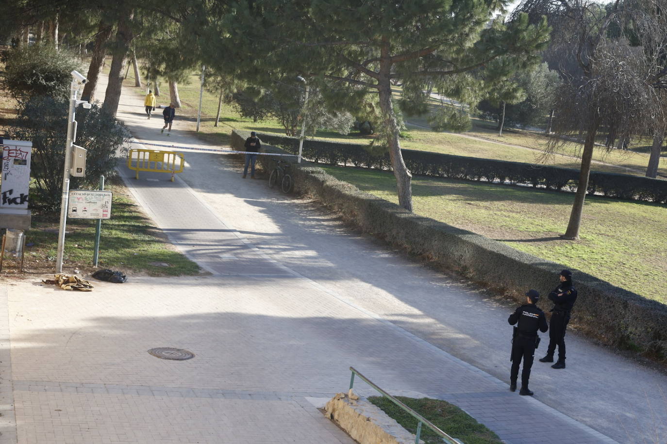 Matan a un indigente a pedradas en el viejo cauce de Valencia y dejan a otro en estado crítico