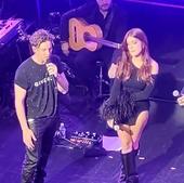 David Bisbal se desmarca de sus compañeros de OT: «No tengo que estar siempre en el grupo del colegio»