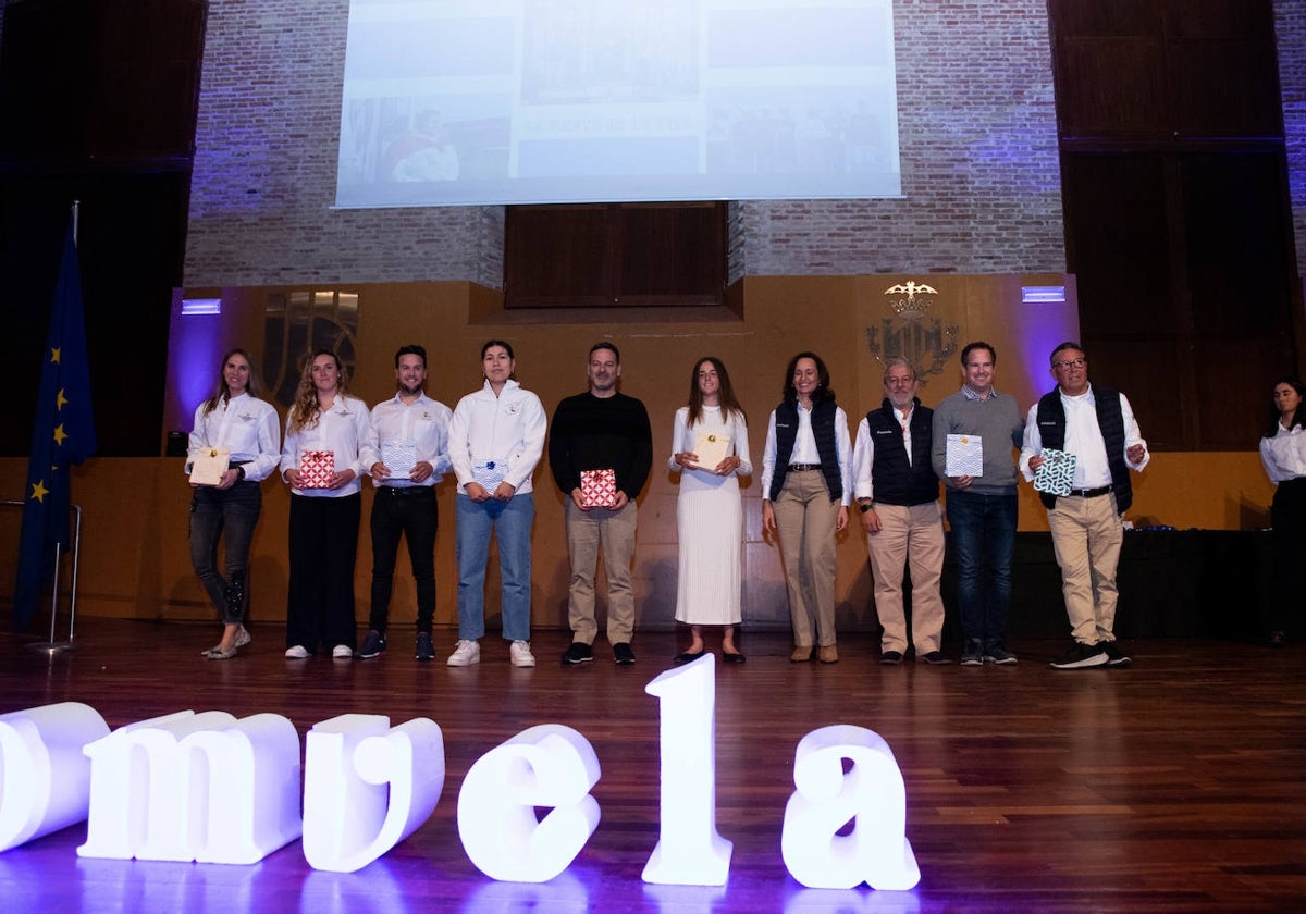 Los mundialistas reciben sus premiaciones