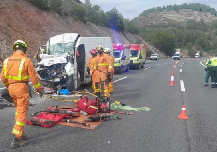 Imágenes del accidente de tráfico en la A-7.