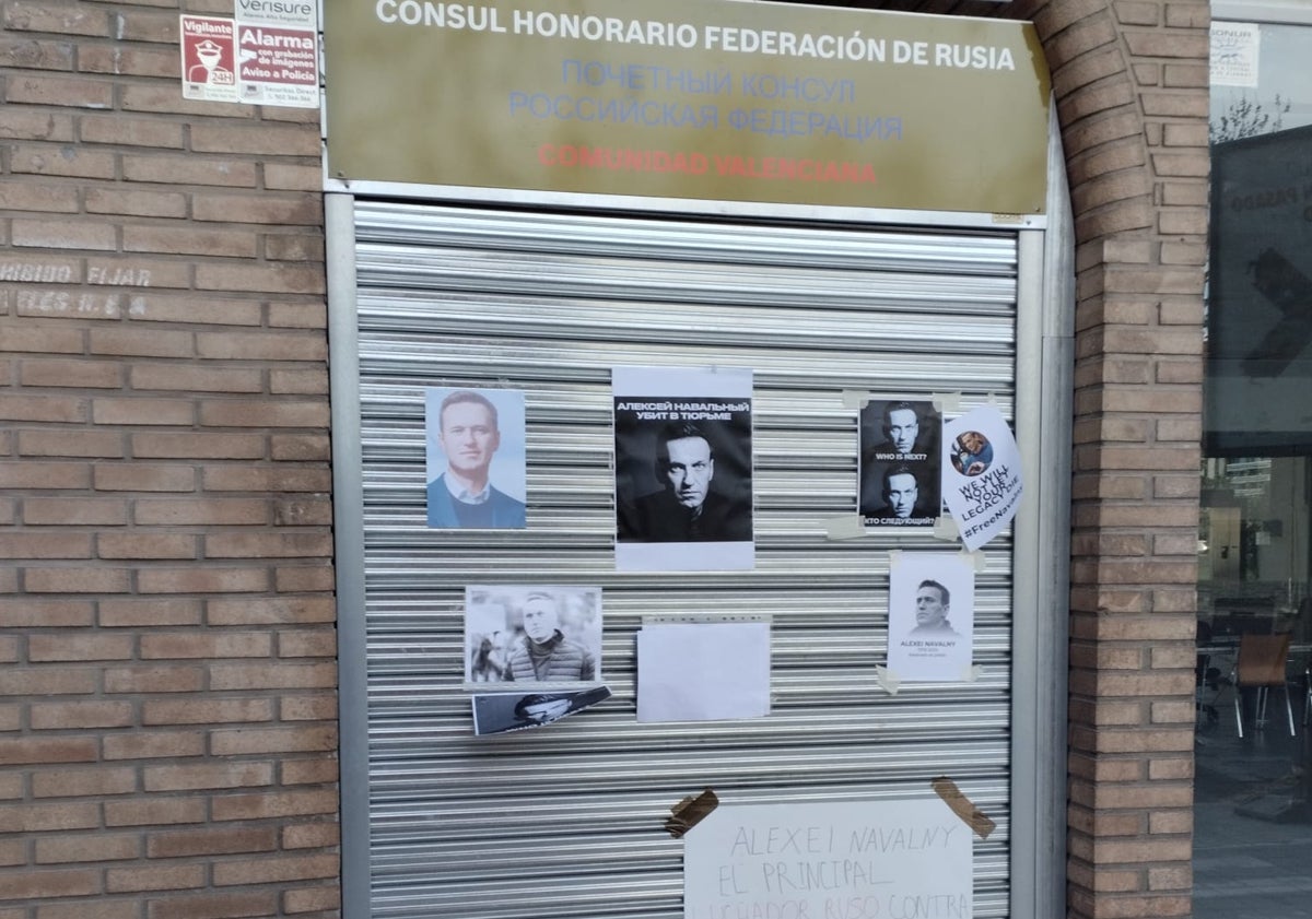 Imagen principal - Homenaje en Valencia a Nalvani, el opositor ruso muerto en la cárcel