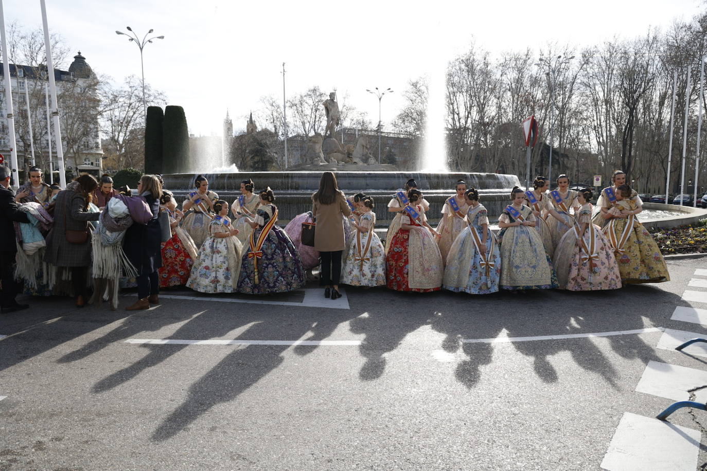 Las falleras mayores de Valencia y su corte, las grandes protagonistas en Madrid