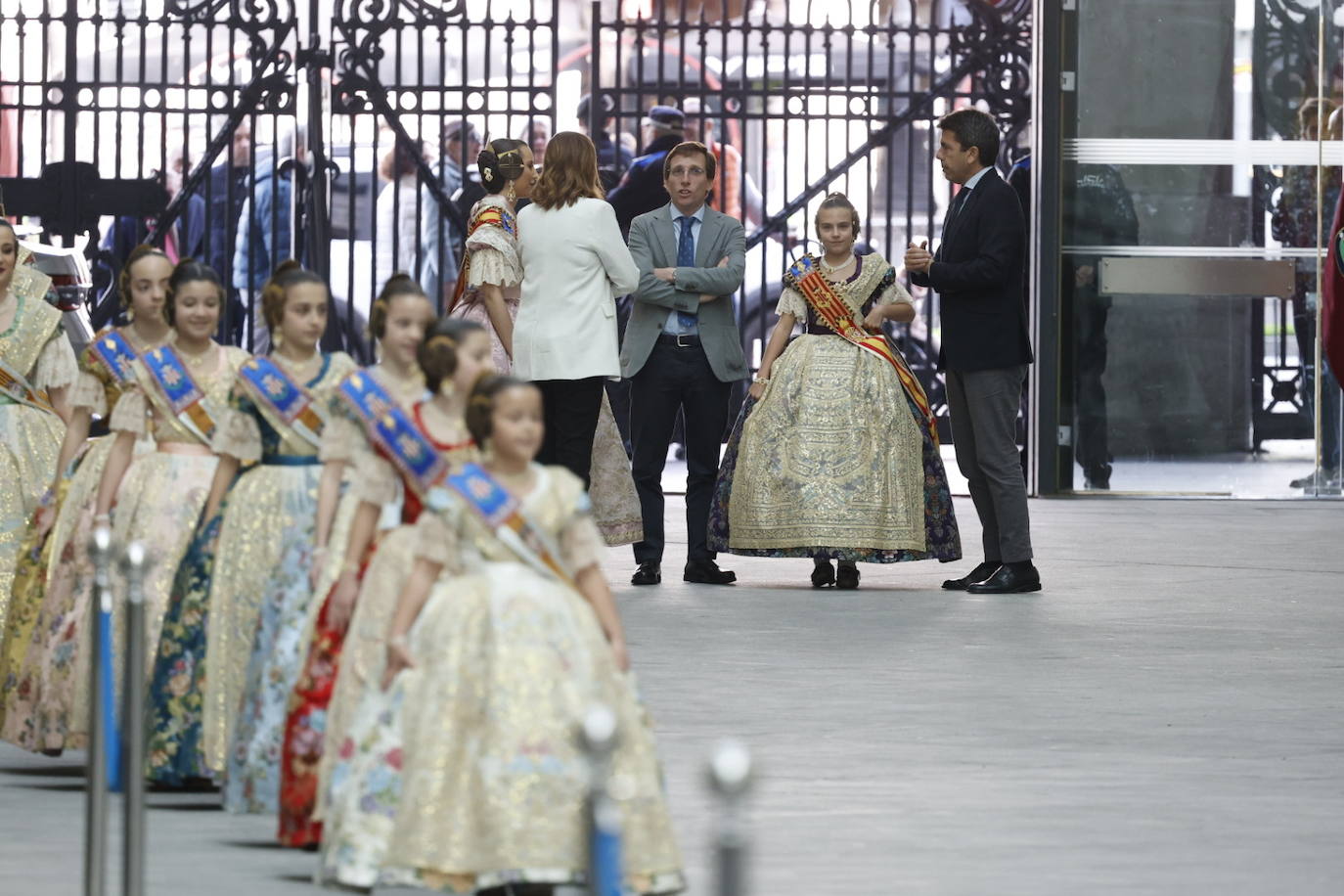 Recepción Oficial a las Falleras Mayores de Valencia en el Ayuntamiento de Madrid