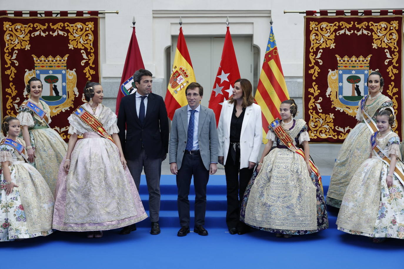 Recepción Oficial a las Falleras Mayores de Valencia en el Ayuntamiento de Madrid