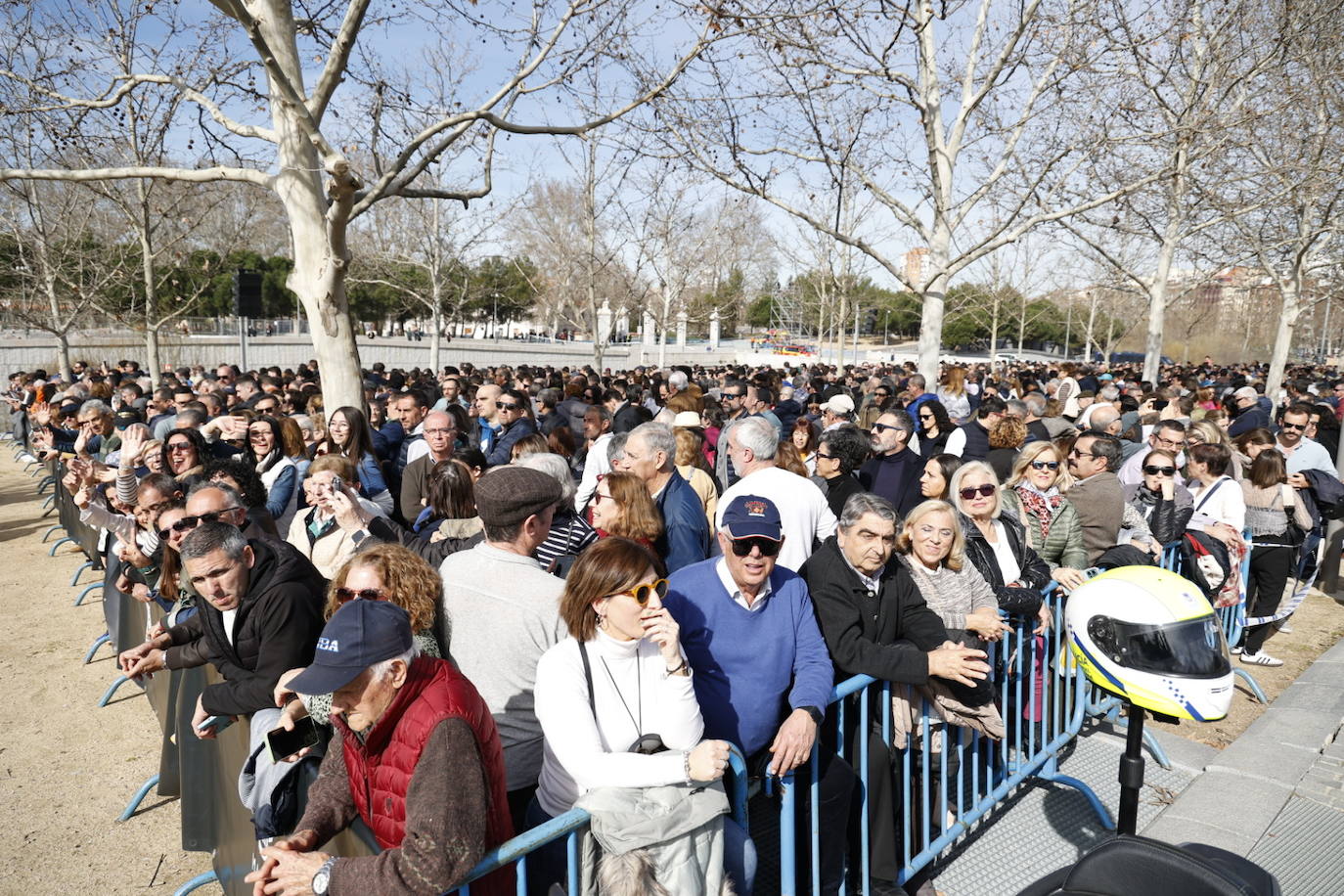 Fotos: Espectacular mascletà en Madrid con llenazo en Puente del Rey