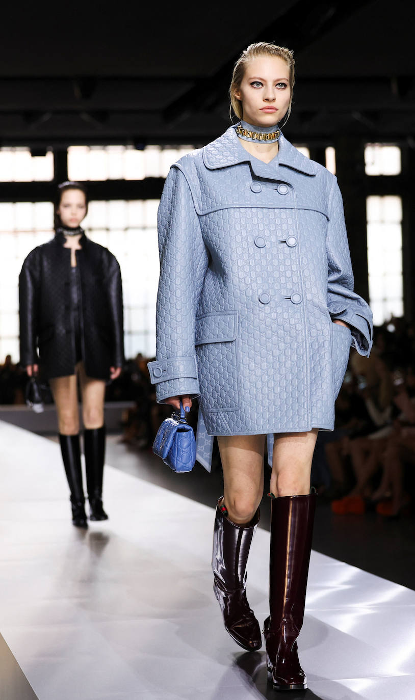Fotos: el nuevo Gucci deslumbra en la pasarela de Milán