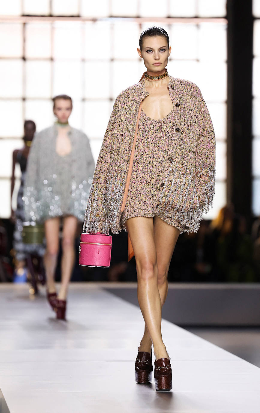 Fotos: el nuevo Gucci deslumbra en la pasarela de Milán