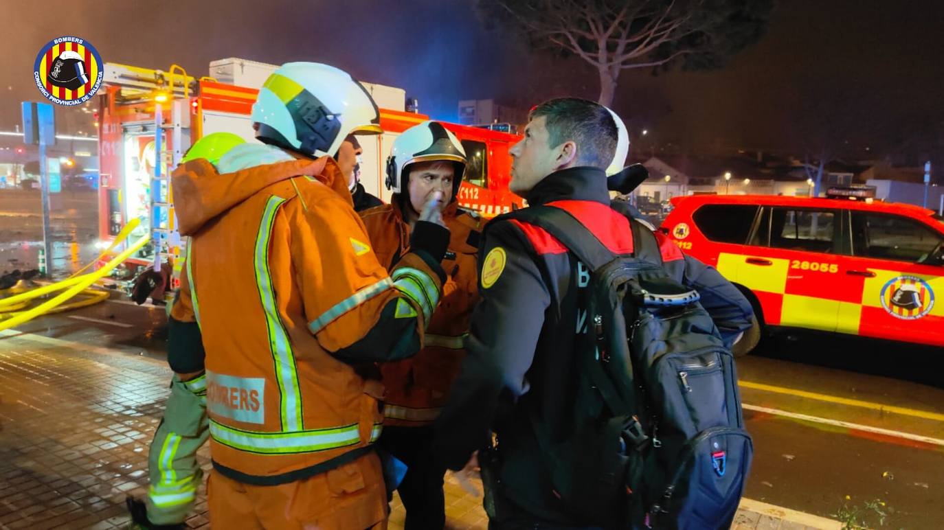 Las terribles imágenes del incendio en Campanar