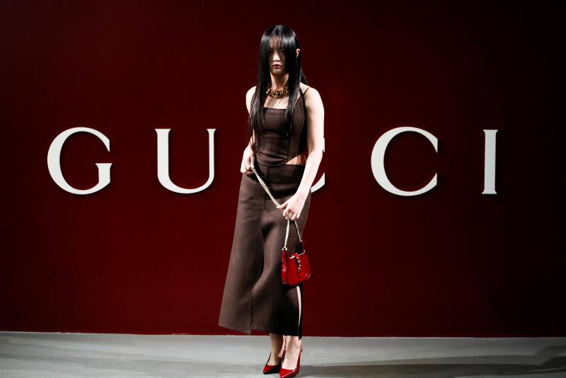 Fotos: el nuevo Gucci deslumbra en la pasarela de Milán