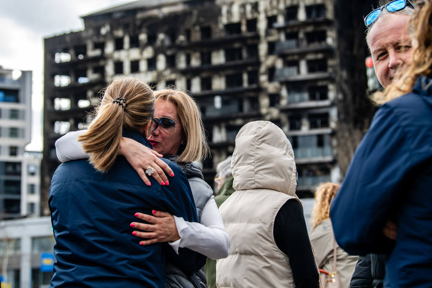 Campanar: El barrio herido en el que la vida sigue