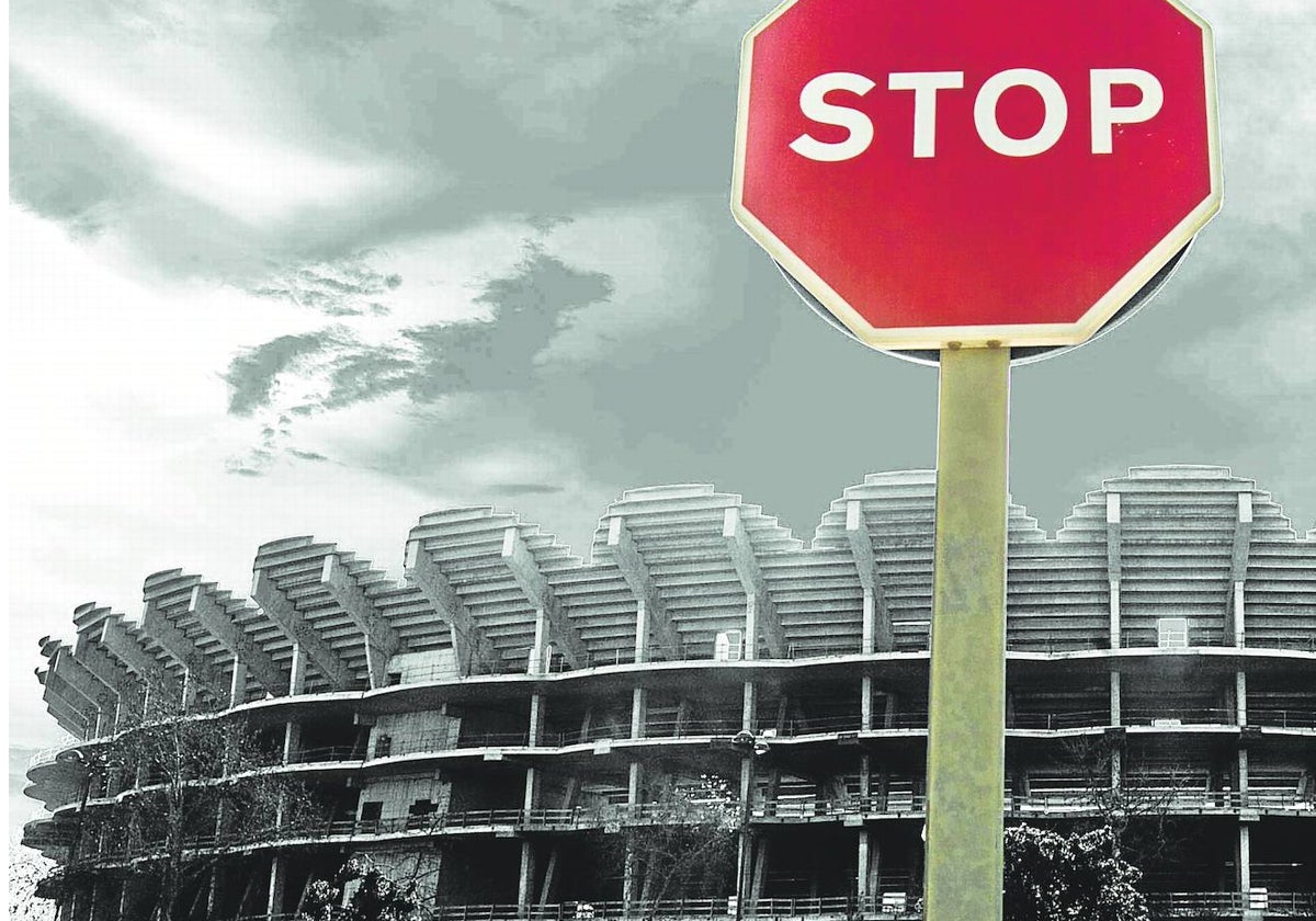 El esqueleto del nuevo Mestalla adorna la avenida de las Cortes Valencianas desde 2009.