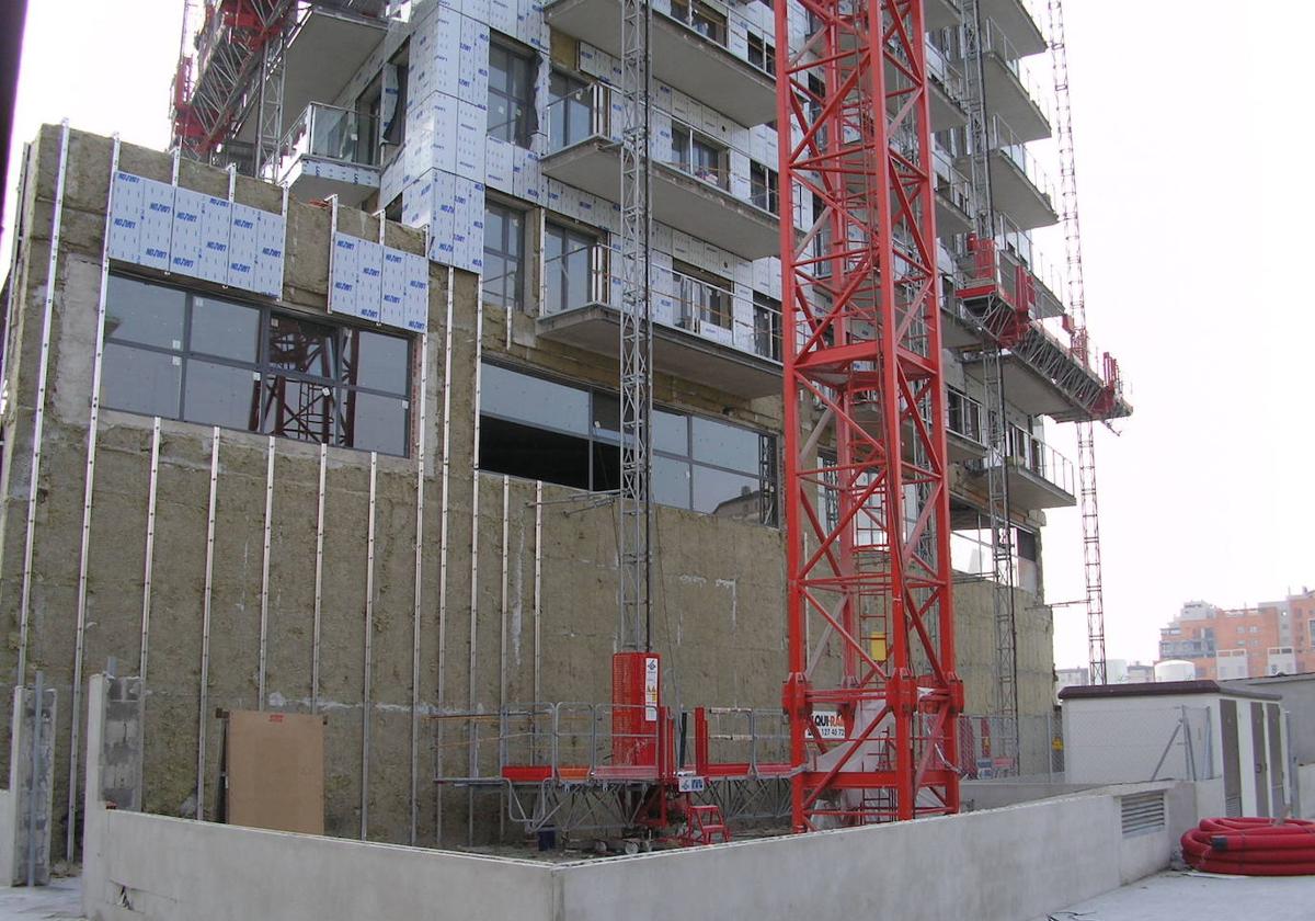 Así se ejecutó en 2008 la fachada del edificio de Campanar